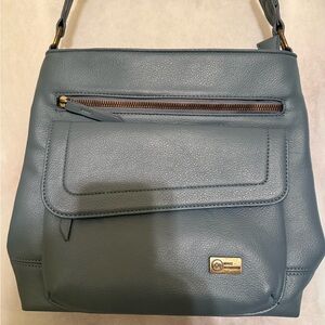 White Mountain Blue Shoulder Bag